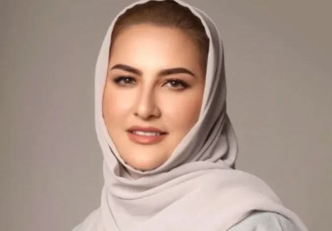 د. خلود المانع تتصدر غلاف قادة الشرق الأوسط في الذكاء الاصطناعي والابتكار