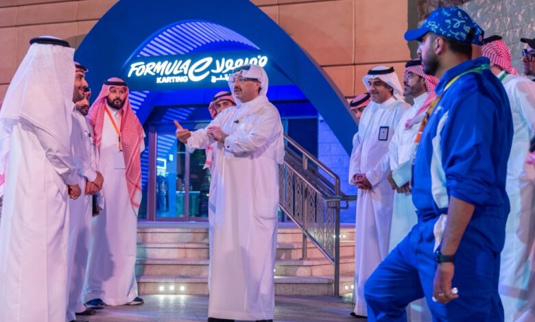 سڤن تفتتح في أبها أول تجربة فورمولا إي كارتينج على مستوى العالم