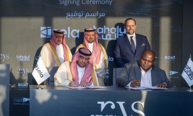 نائب أمير منطقة مكة المكرمة يشهد مراسم توقيع اتفاقية استضافة معرض البحر الأحمر لليخوت