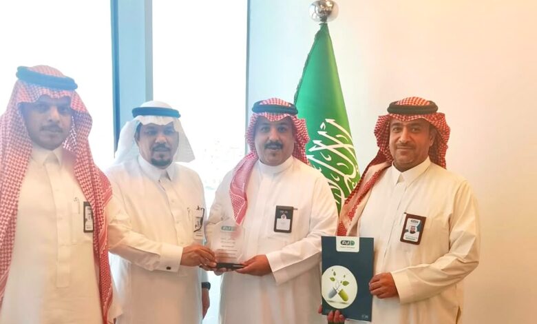 وفد جمعية إيثار الدوائية يزور هيئة الأوقاف للإدارة والخدمات العقارية لبحث التعاون المشترك